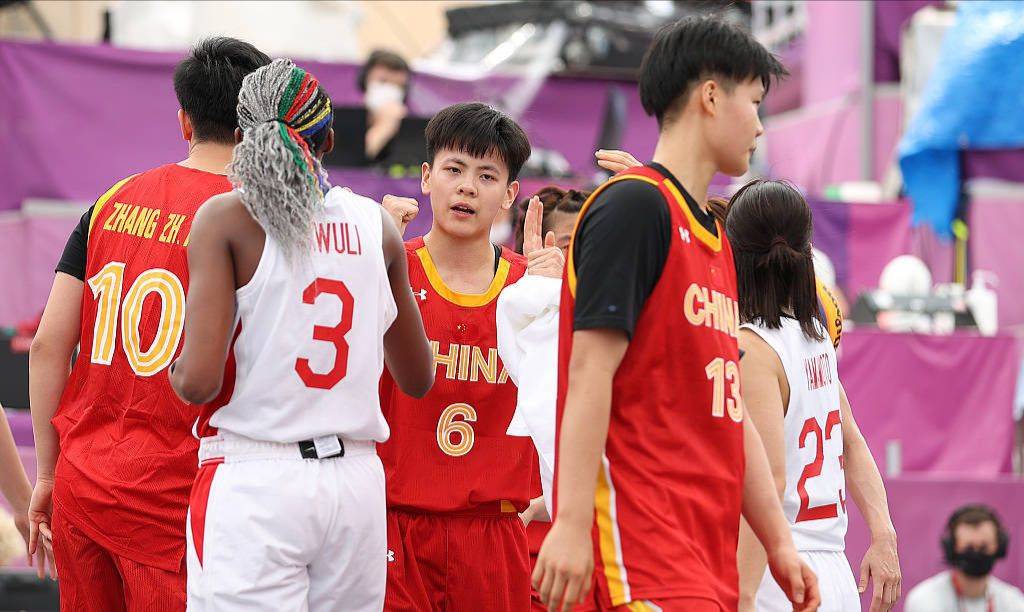 亨里希斯：基米希常会来问候受伤的我；想以主力身份踢世界杯（亨里希斯：基米希经常关心我的伤情，盼以主力征战世界杯）