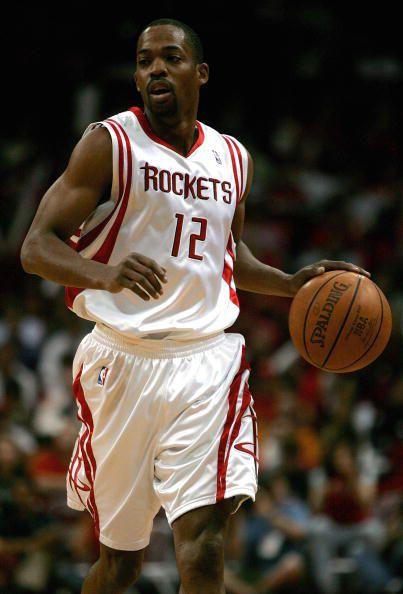 美记：湖人现在拥有最强的二人组，詹姆斯是时候离开了（美媒：湖人坐拥最强双星，詹姆斯是时候离队了）