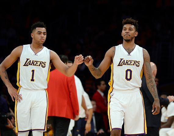 即插即用！塞斯·库里首秀收获14分，命中率高达85.7%（无缝融入！塞斯·库里首秀砍下14分，投篮命中率85.7%）