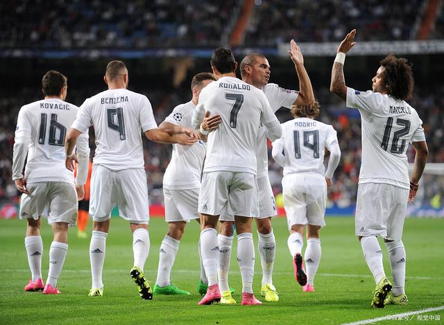 泽林斯基：对结果感到失望，但我们是一支强大的球队会反弹的