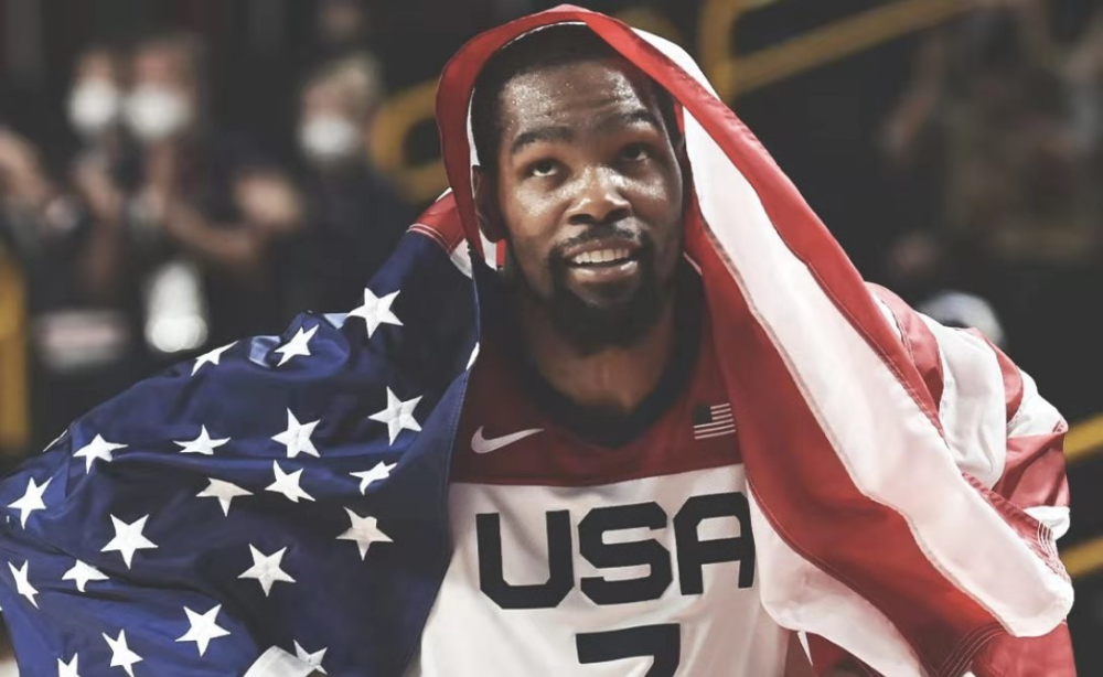 齐沃谈4-0科莫：我们还能做得更好；我和小法对决只是媒体标题（4-0科莫后，齐沃：仍有提升空间；与小法之争只是媒体话题）